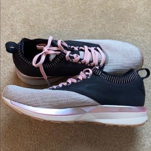 Brooks women’s running shoe